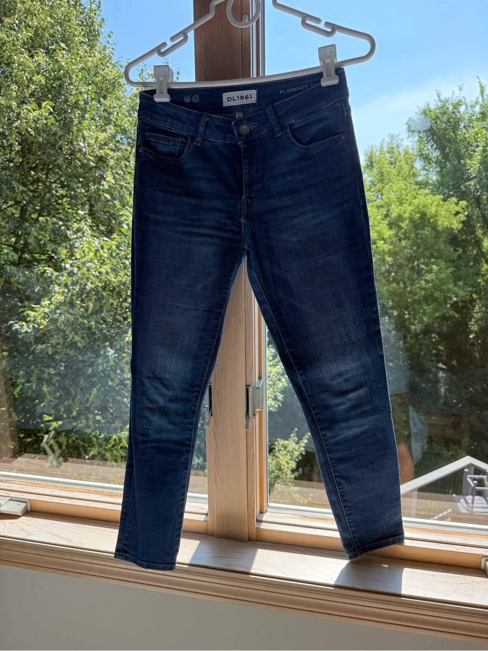 DL1961 Dark Blue Women’s Ankle Skinny Jeans